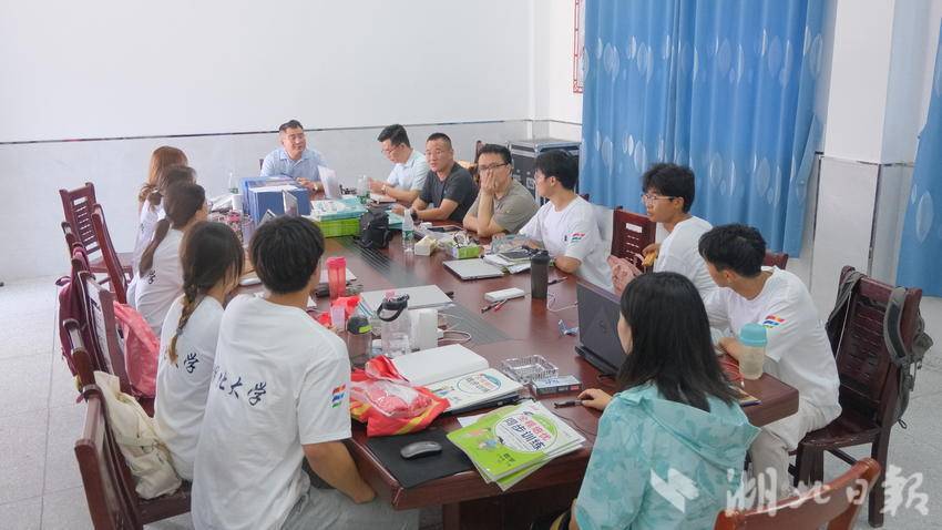 武穴市委宣传部对雷竞技ray官网体育学院爱Do志愿服务队“七彩假期”志愿服务项目进行指导.docx